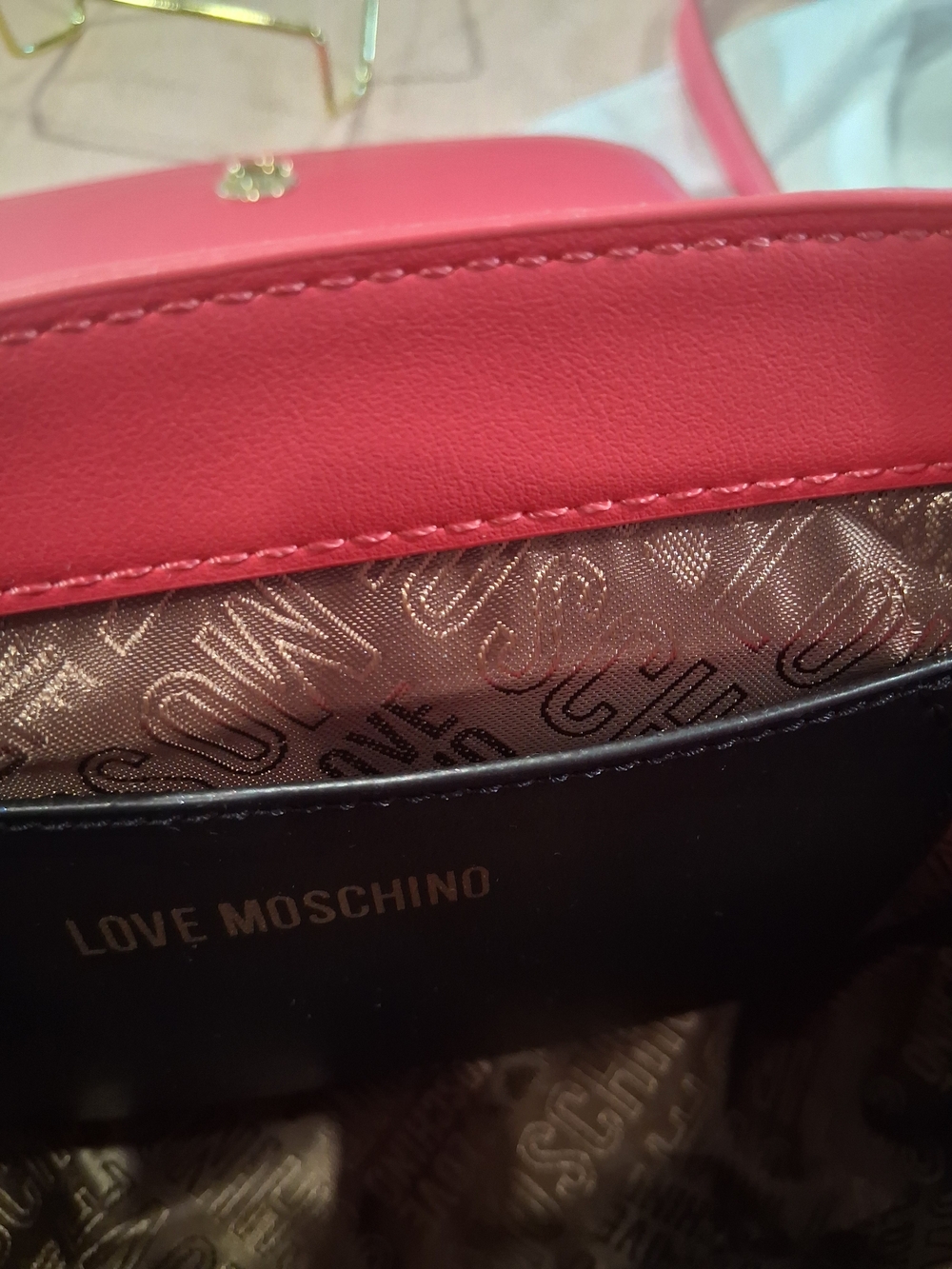 Love Moschino Red Leather Heart Crossbody - Picture 9 of 13